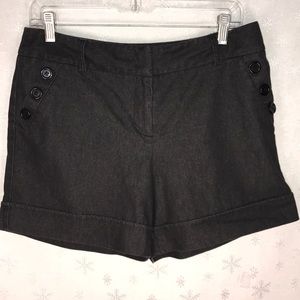 Courtenay black chambray mid rise trouser short